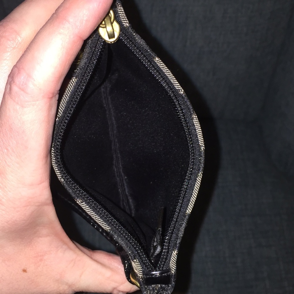 Coach wristlet - Picture 3 of 3